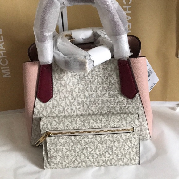 💦🌻mk Satchel set🌻crossbody/vanilla/pastel pink - Picture 5 of 8